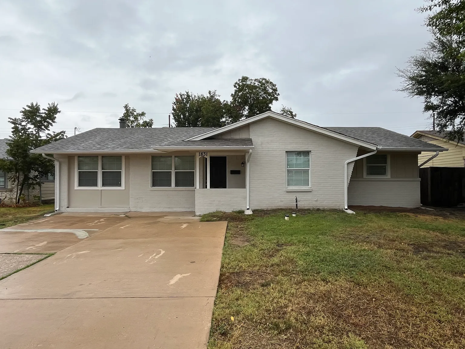 3 bed, 1496 sqft, $2,300 — Photo 1