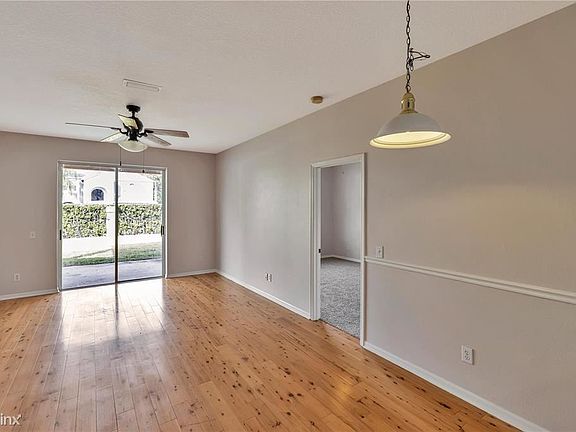 3rd image of 18329R Brookpark Dr
