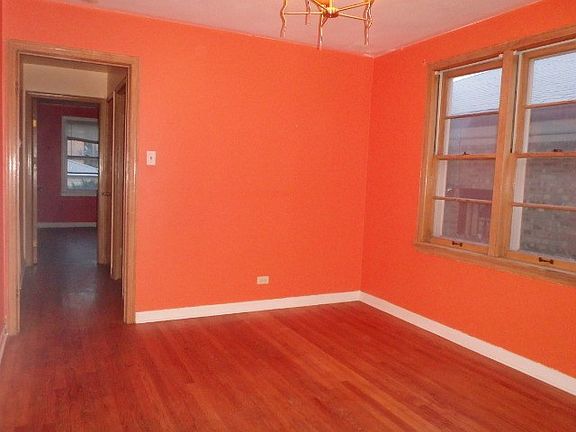 3rd image of 1021 Bohland Ave