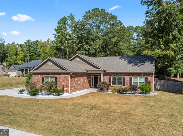 160 River Glen Dr, Jefferson, GA 30549
