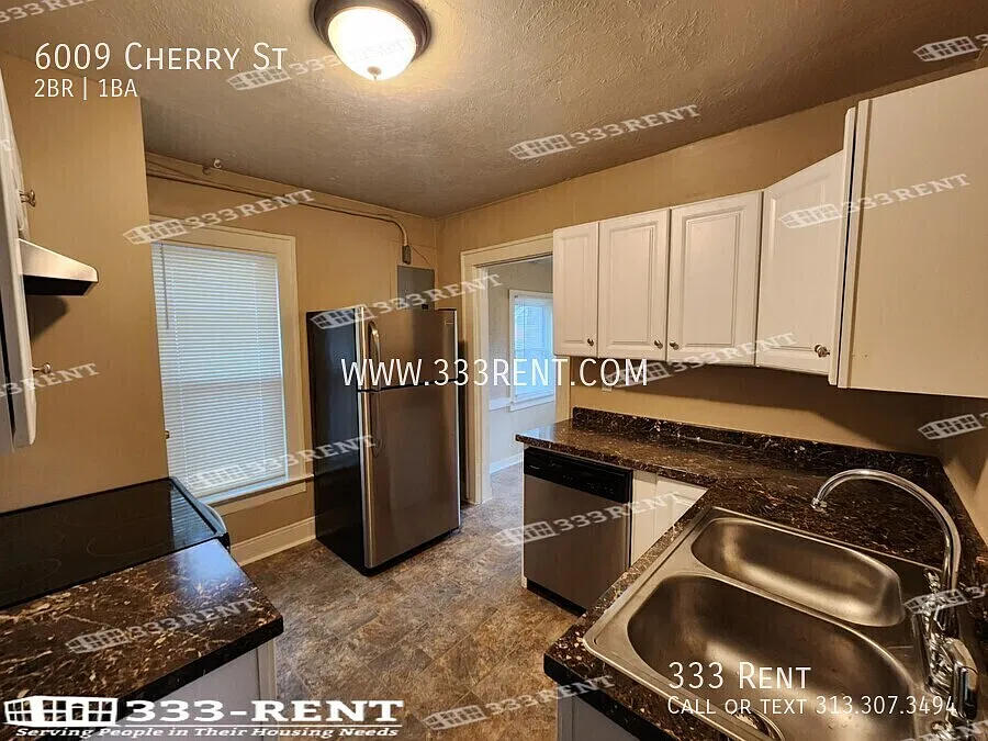 You'll love this darling updated house in Brookside! — Photo 4