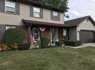 920 Wisconsin Ln #B106, Elk Grove Village, IL 60007