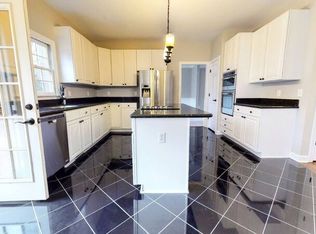 8512 Bluff Pointe Ct, Raleigh, NC 27615