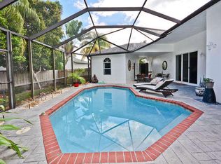 965 NW Le Grace Cir, Boynton Beach, FL 33426
