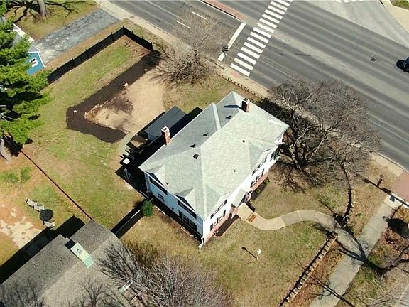 2nd image of 800 Valentine Rd
