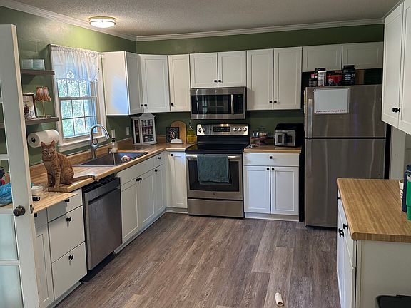 4th image of 246 Lakewood Dr