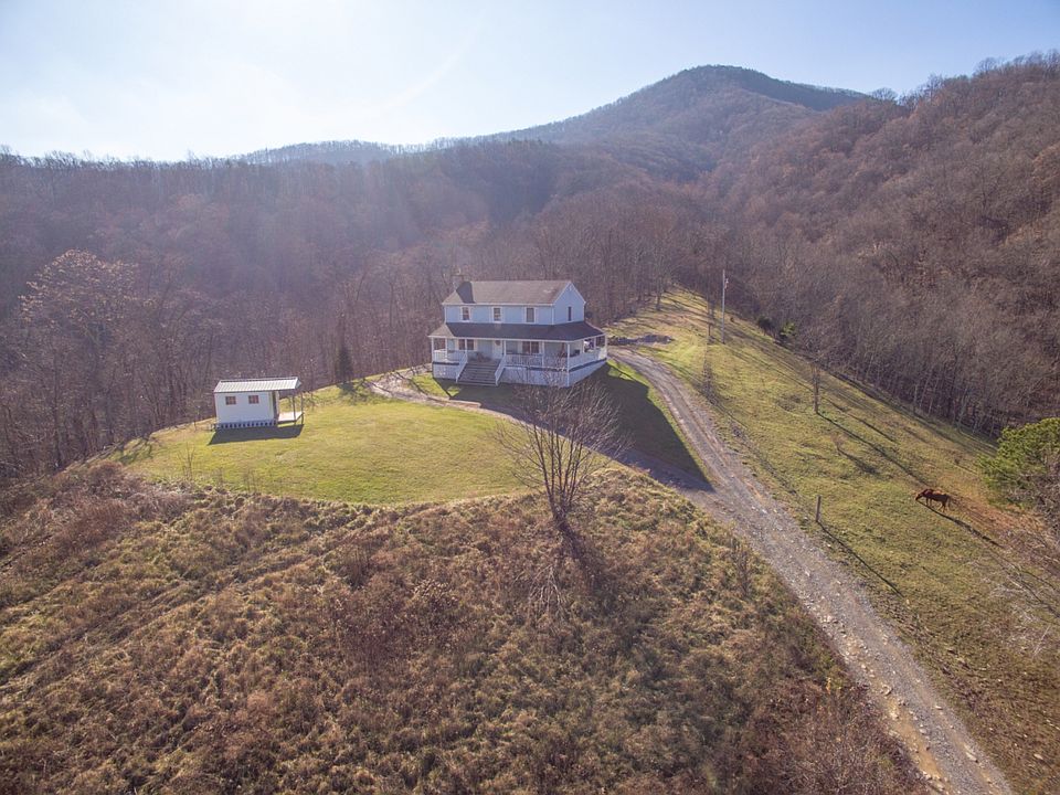 For Sale: 450 Rhodes Lane, Troutville, Virginia 24175