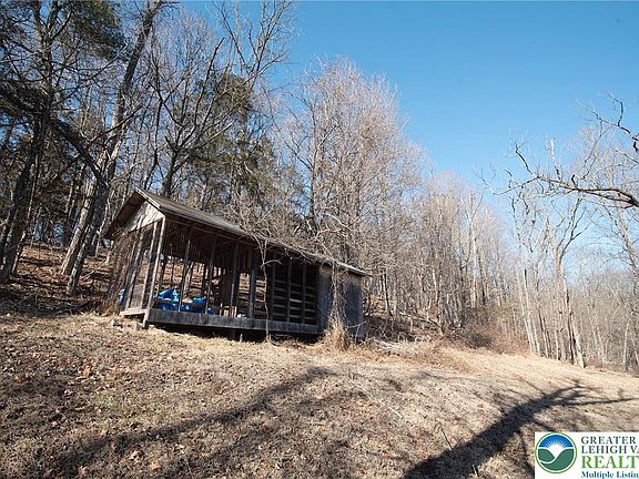 5th image of 1025 Reihman Rd