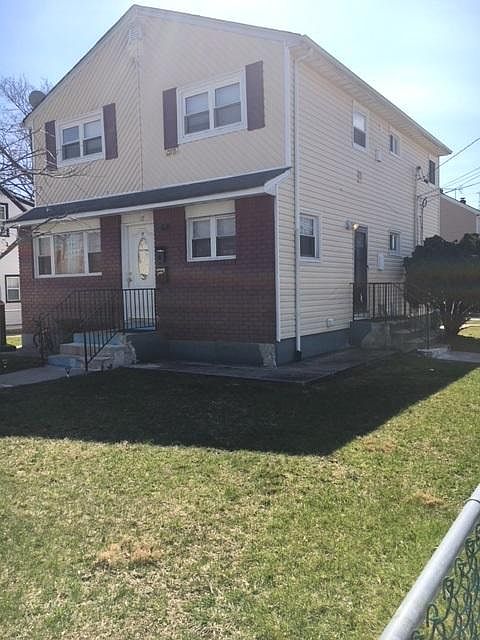 1st image of 4 Stewart Ave