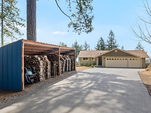 3rd image of 18484 Carpenterville Rd