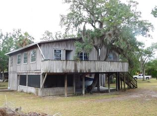 395 SW 468th Ave, Steinhatchee, FL 32359