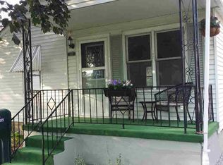 28 Marion Dr, Monroe, MI 48162