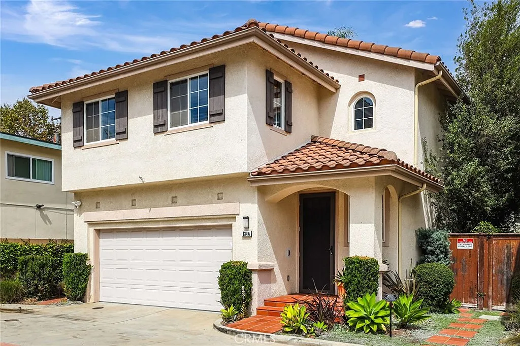 3 bed, 2.5 bath, 1720 sqft, $7,500 — Photo 1
