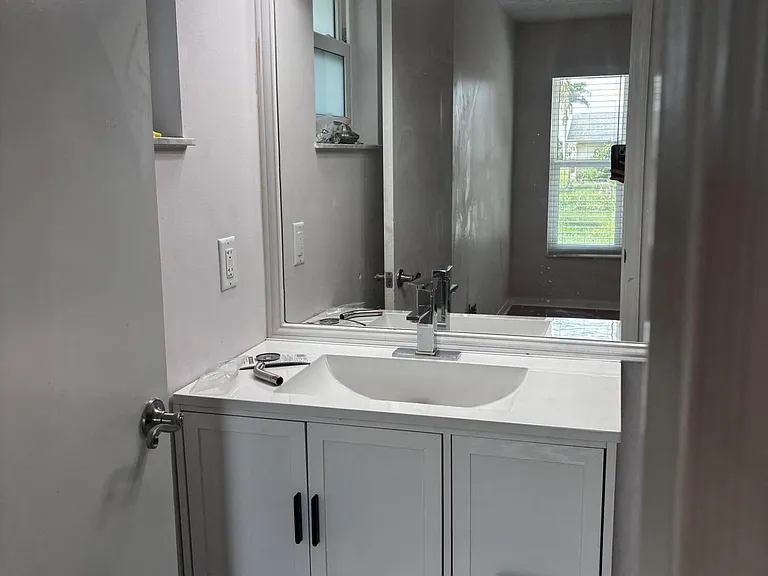 450 SW Eyerly Ave — Photo 21