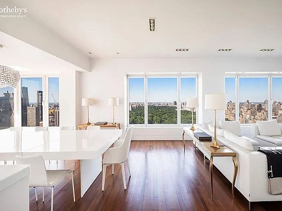 3rd image of 160 Central Park S #4001