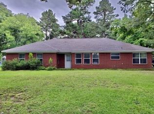 202 E Tuttle Rd, White Oak, TX 75693