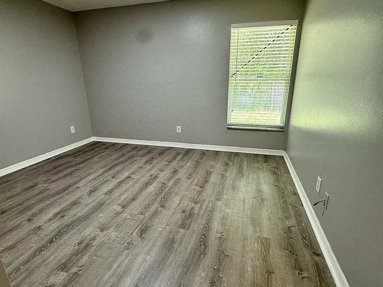 1702 Palmetto Ct — Photo 6