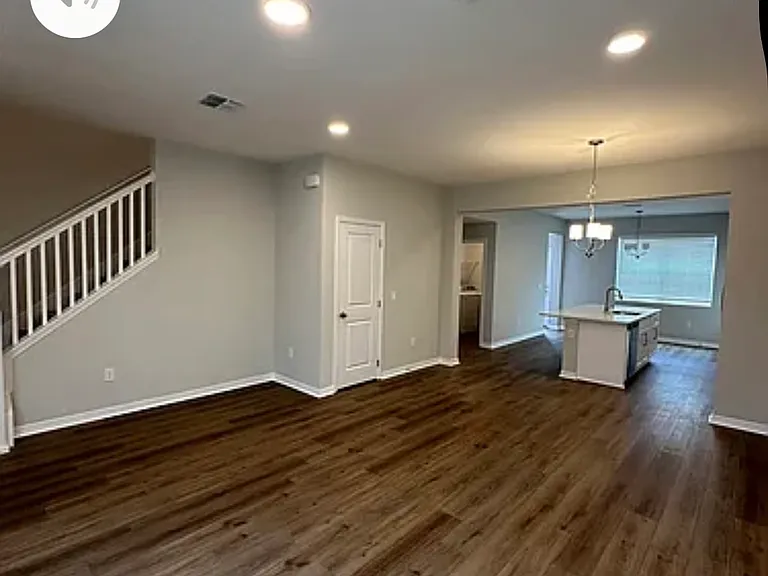 15965 Grafton Way — Photo 4