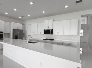 5722 Aleppo Pine Pl, Loxahatchee, FL 33470