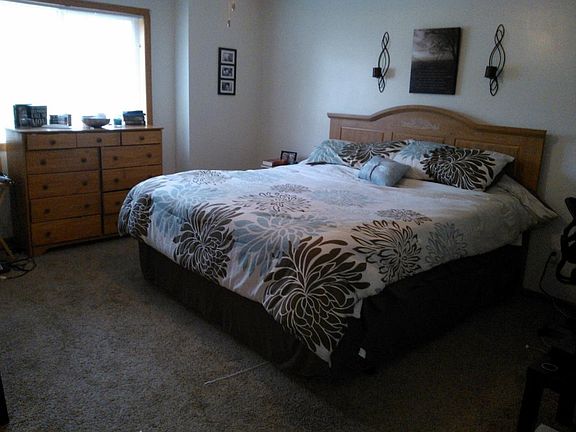 5th image of 13918 Flay Ave N