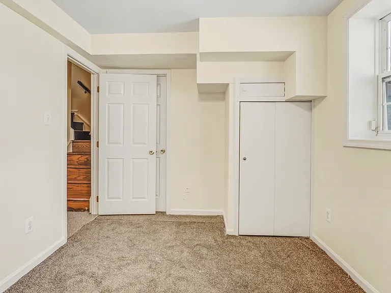 6423 Katherine Ann Ln — Photo 26