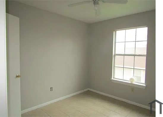 19868 Clayton St #4 — Photo 8