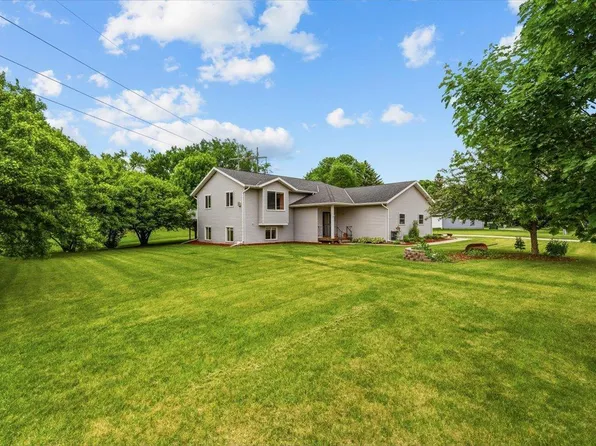 1230 Lenore Way, Fergus Falls, MN 56537