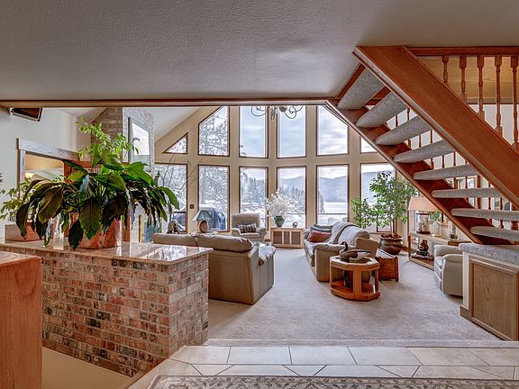 4th image of 4404 E Deepwater Ct