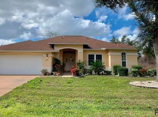 30 Ferndale Ln, Palm Coast, FL 32137