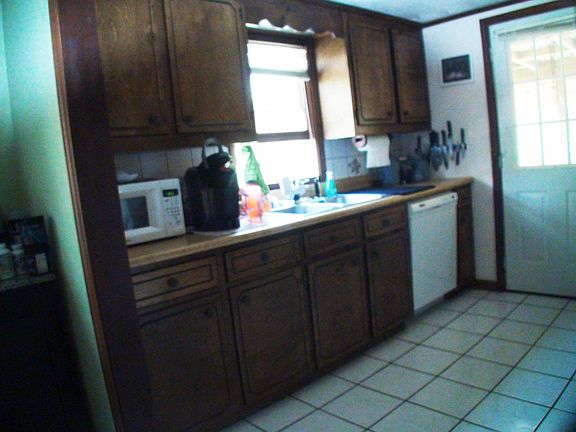 Kitchen partial view