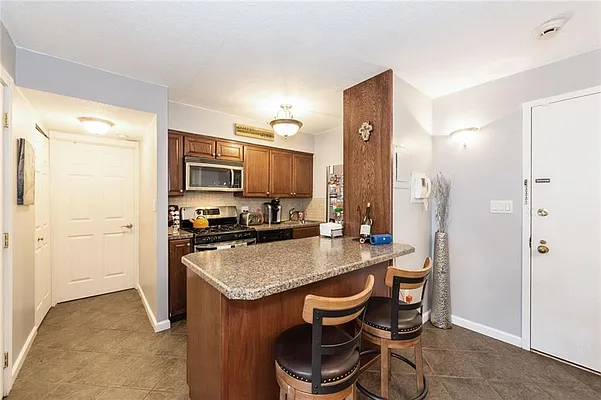 Sold by Ben Bay Realty Co. of Bay Ridge | media 21