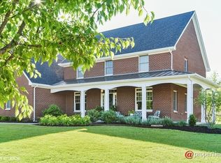9731 Rambling Rose Ln, Saint John, IN 46373