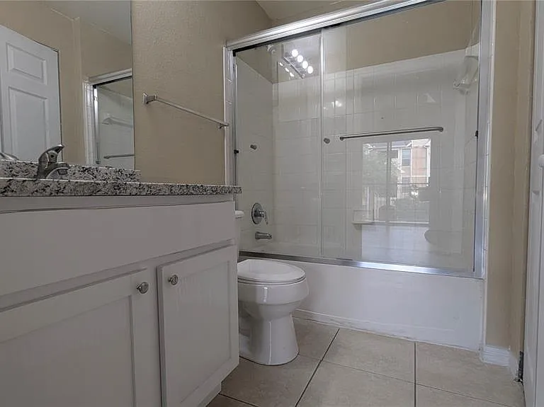 2000 Erving Cir #6202 — Photo 11
