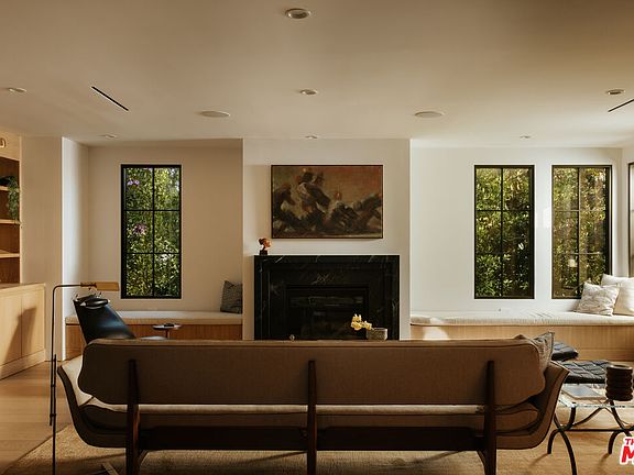 4th image of 3378 Canton Ln
