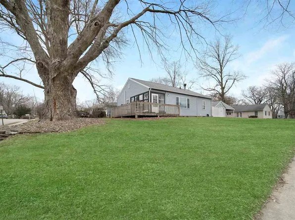 701 11th Ave, Coralville, IA 52241