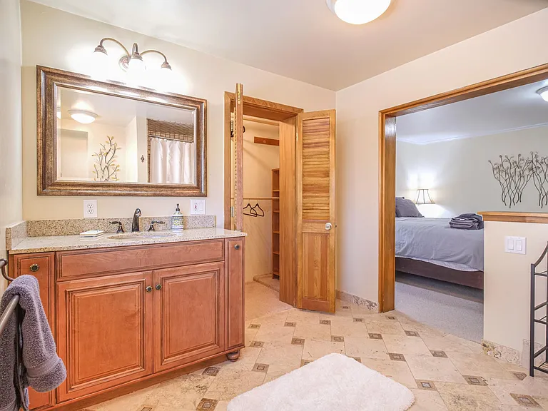 Master Bedroom/Bathroom