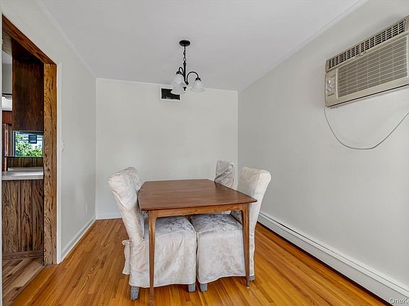 5th image of 106 Campbell Street