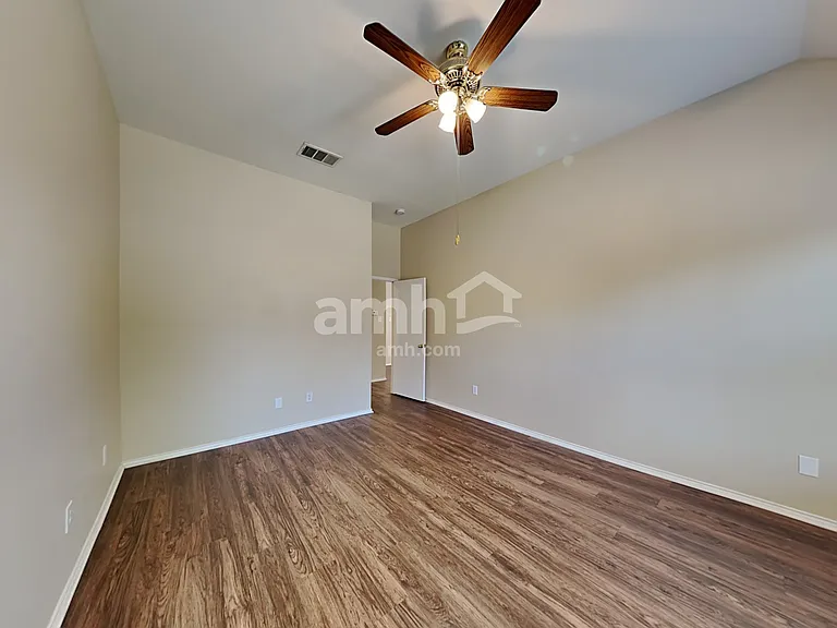 2808 Plantation Dr — Photo 11