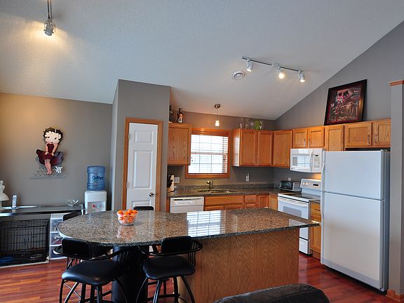 Spacious kitchen