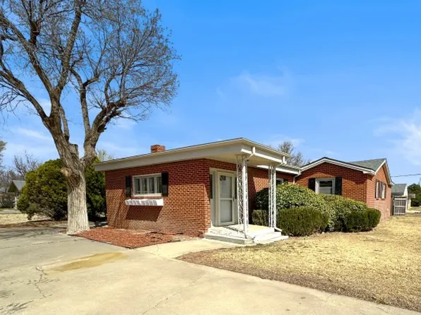 321 Barkley St, Spearman, TX 79081