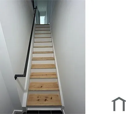 2408 Turner St #2 — Photo 4