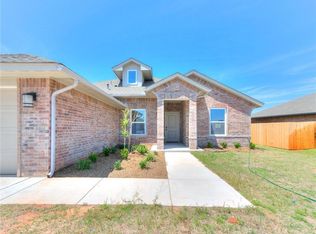 937 S Appaloosa Ln, Mustang, OK 73064