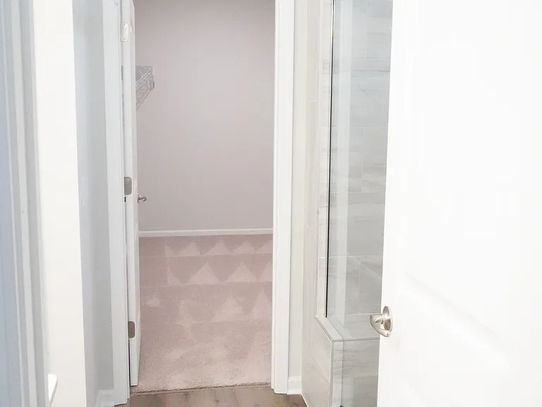 142 Brookline Dr — Photo 22