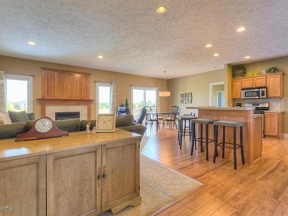 5th image of 3336 Jamesfield Dr