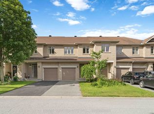 230 Badgeley Ave, Ottawa, ON K2T0A4