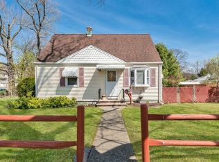 2 Rockridge Rd, Haskell, NJ 07420