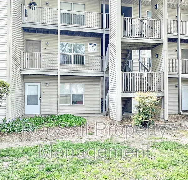 568 Candle Ln #204 — Photo 3