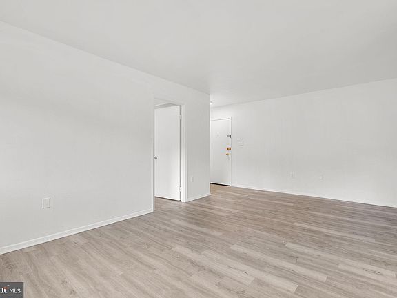 5th image of 12200 Braxfield Ct #205