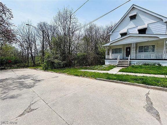2nd image of 3856 E 50th St