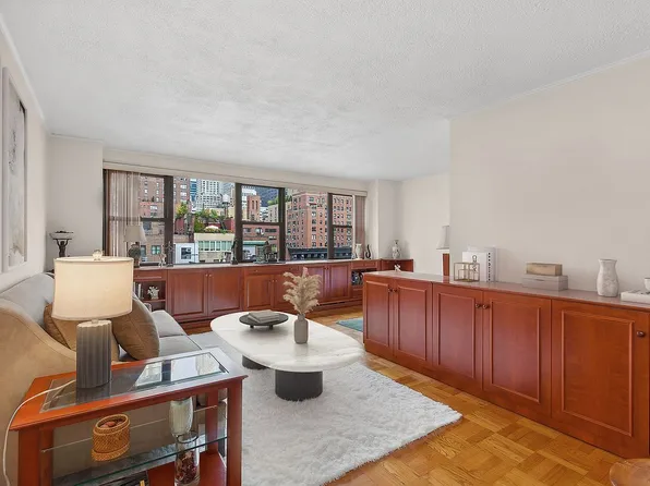 110 E 36th St APT 8A, New York, NY 10016